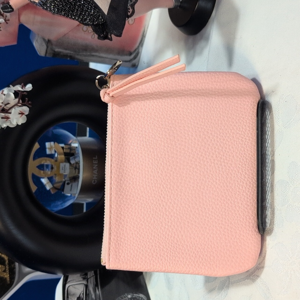 Chloe small bag, part of perfume line. Has her charm. - Picture 2 of 4